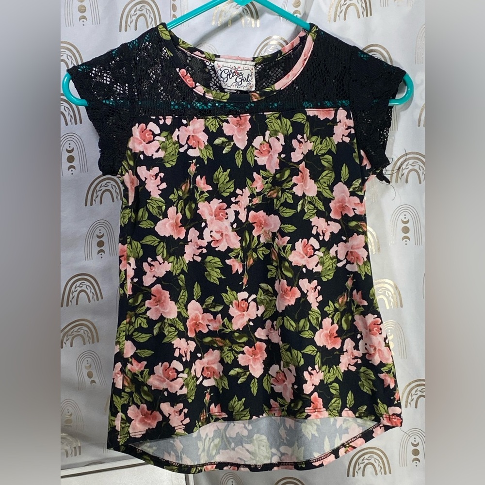 Girls' Floral Top with Lace Sleeves